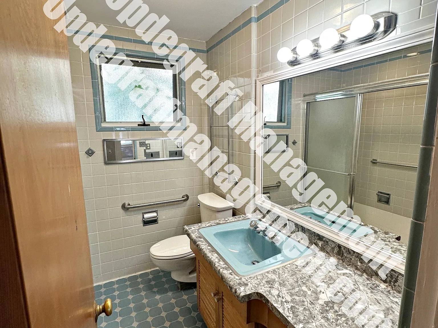 598 - 600 Arnett Blvd - 1- (600) — Photo 4