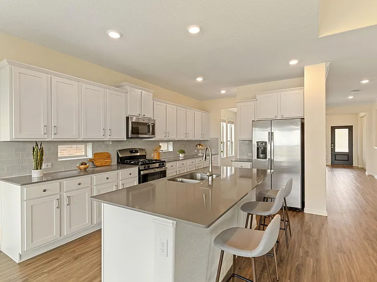 607 Allende Bnd — Photo 11