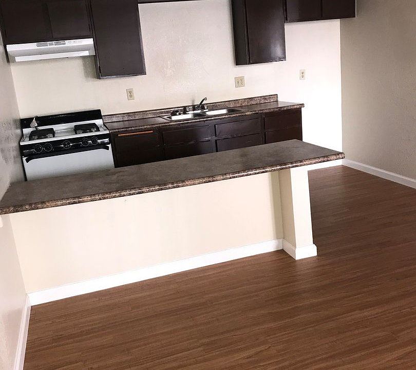 1st image of 18462 Montezuma St APT 7
