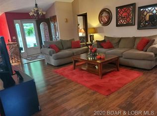 14 Madison Ln, Kaiser, MO 65047