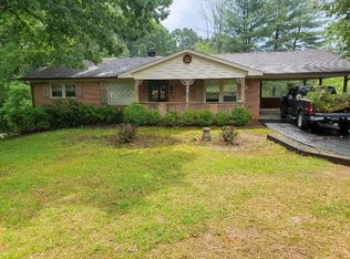 13 Sanville Hts, Bassett, VA 24055