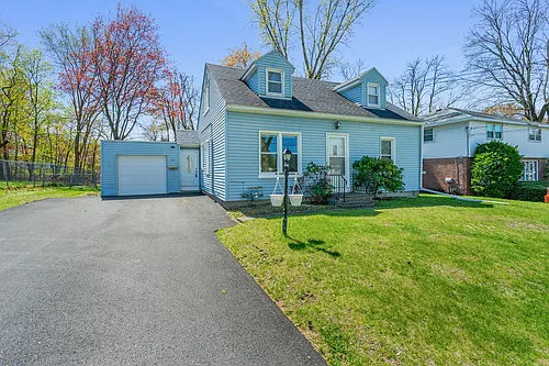 234 Osborne Rd Photo 1