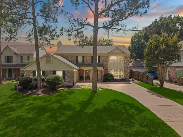 7515 Honey Creek Ln, Houston, TX 77095