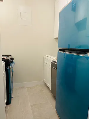 Rented by Compass | media 3