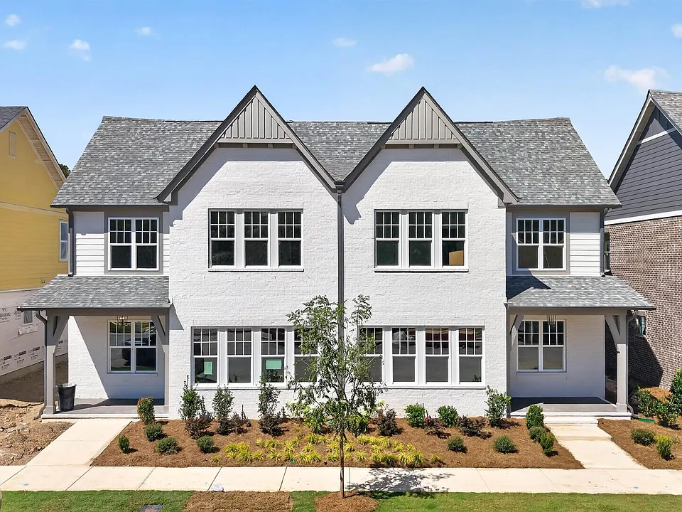 758 River Walk Dr