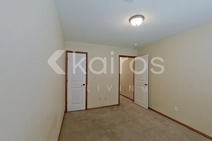 10613 SW 36th St — Photo 10