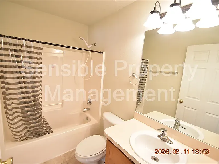 7413 Canterbury St — Photo 23