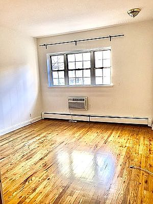1st image of 218 E 70th St APT 3A