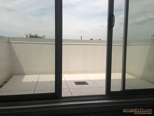 Rented by aptsandlofts.com | media 12