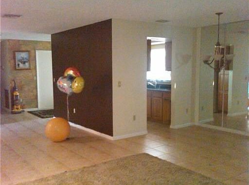 3rd image of 2820 Sand Pine Ct