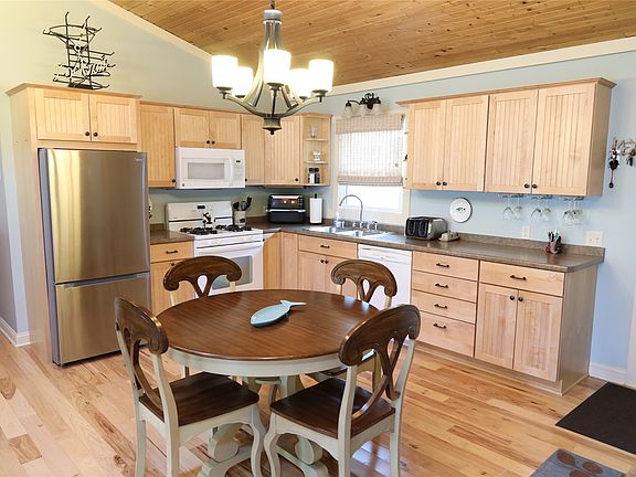 4th image of 29748 Oaks Court