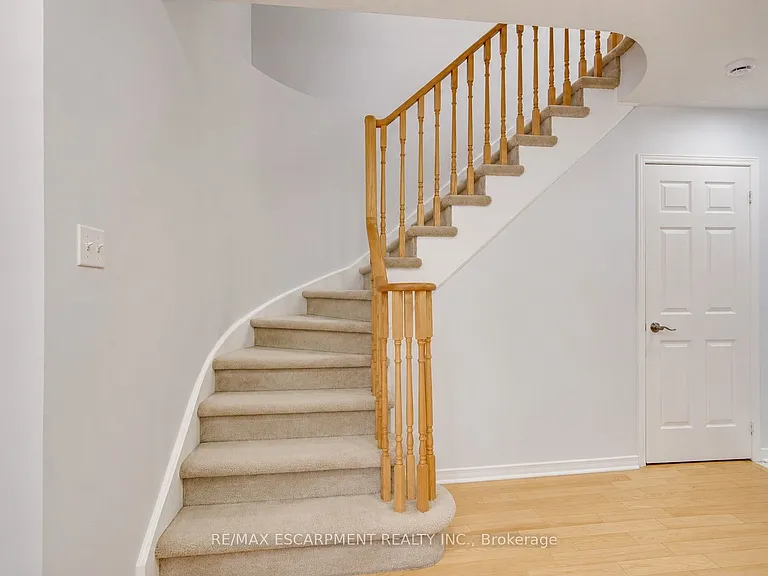 1793 Creek Way — Photo 10