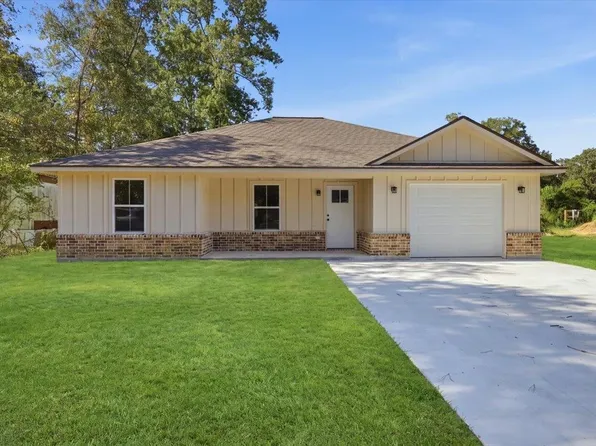 685 E Tram Rd, Vidor, TX 77662