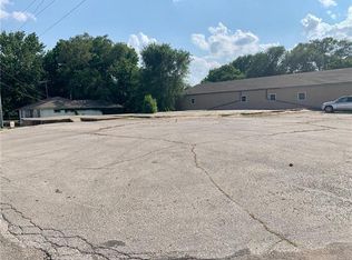 201 W Dakota St, Butler, MO 64730