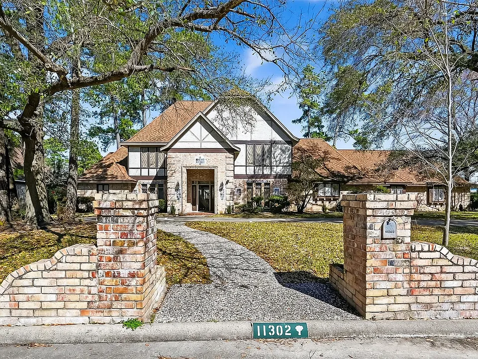11302 Hylander Dr
