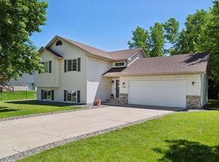 1704 Griffing Park Rd, Buffalo, MN 55313
