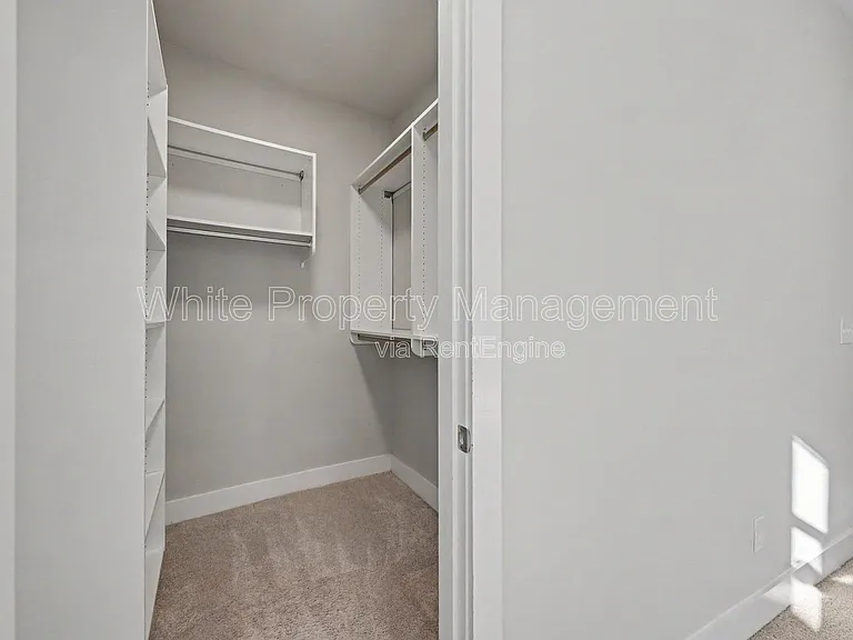 1919 Hamorton Pl — Photo 18