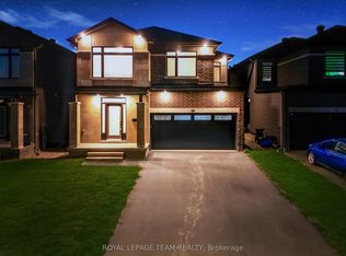 76 Big Dipper St, Ottawa, ON K4M 0L8