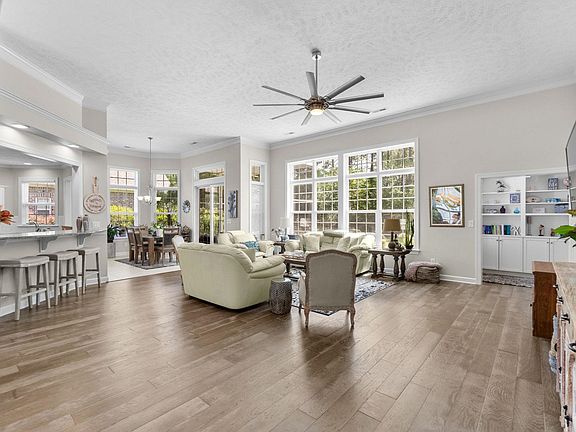 2nd image of 5012 Lindrick Ct.