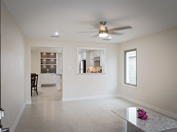 3rd image of 11149 Carrizo Dr