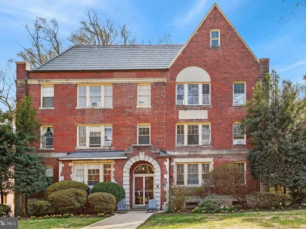 3022 Porter St NW APT 102, Washington, DC 20008