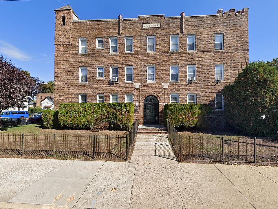 1st image of 330 Washington St APT 3C