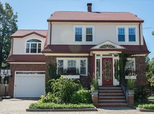 54 Brewster Rd, Medford, MA 02155