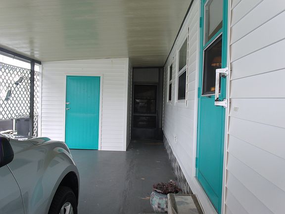 2nd image of 7400 46th Ave North #200