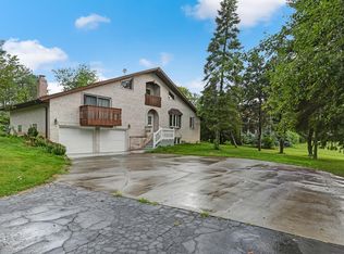 5914 Clarendon Hills Rd, Willowbrook, IL 60527