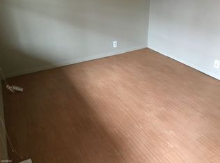 1405 W Kirby Ave, Champaign, IL 61821