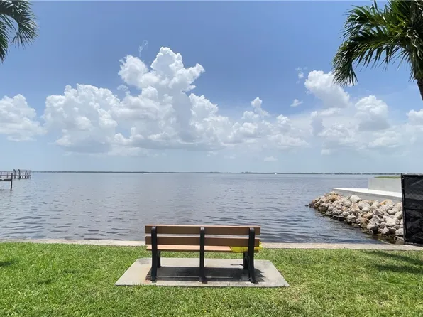 1562 Ransom St, Fort Myers, FL 33901