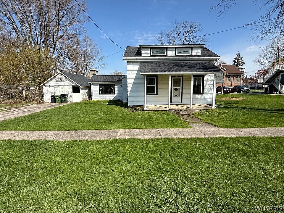1st image of 248 Haner St