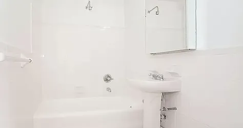 Rented by Manhattan Realty Group