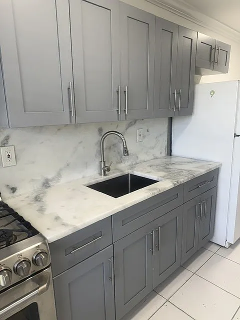 3807 SW 79th Ave — Photo 3