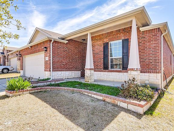 3rd image of 7516 Berrenda Dr