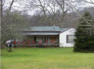 3032 Ostella Rd, Cornersville, TN 37047