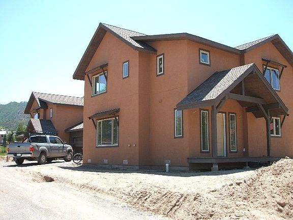 4th image of 810 Tabernash Ln #B