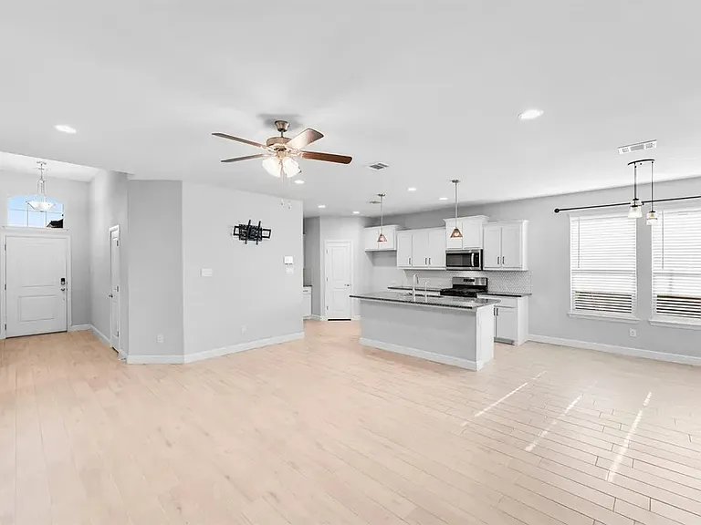 11057 Temple Gardens Trl — Photo 14