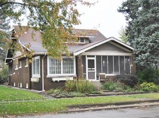 205 S Main St, Knox, IN 46534