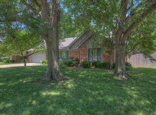 6217 E 46th St S, Tulsa, OK 74135