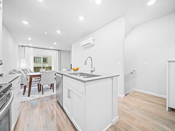 5th image of 12043 SE High Creek Rd #E