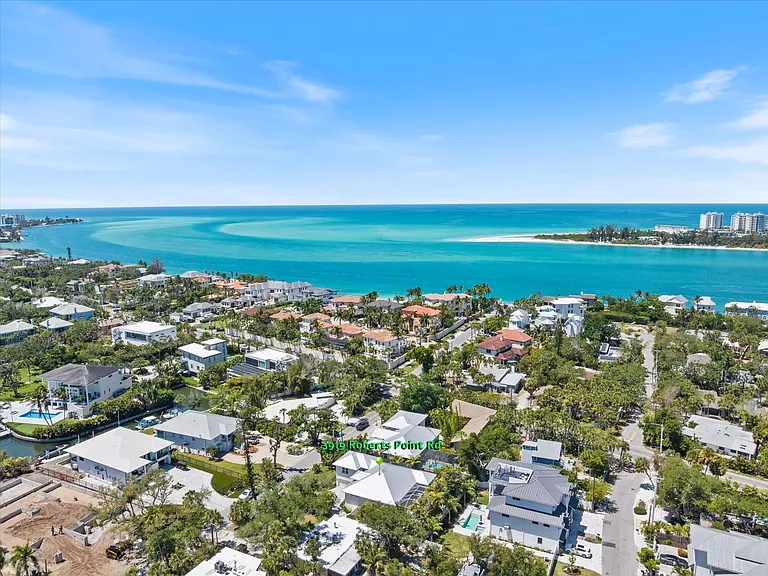 3919 Roberts Point Rd — Photo 46