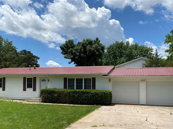 905 N Elm St, Monroe City, MO 63456