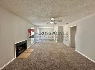 Wyndham Hill Apartments conveniently located in Southeast Tyler, Tyler, TX 75703