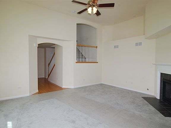 5th image of 16040 Lacy Ct