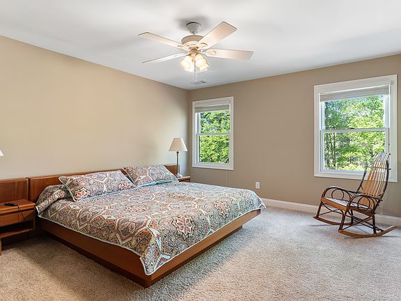 5th image of 5595 Dunroven Way