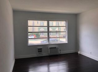 901 16th St APT 2, Miami Beach, FL 33139