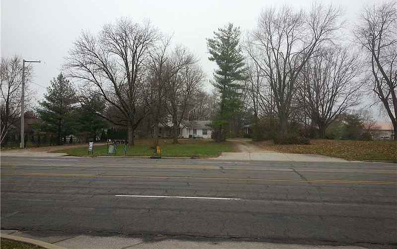 2nd image of 860 N State Road 135