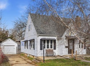 106 S Mulberry St, Mount Morris, IL