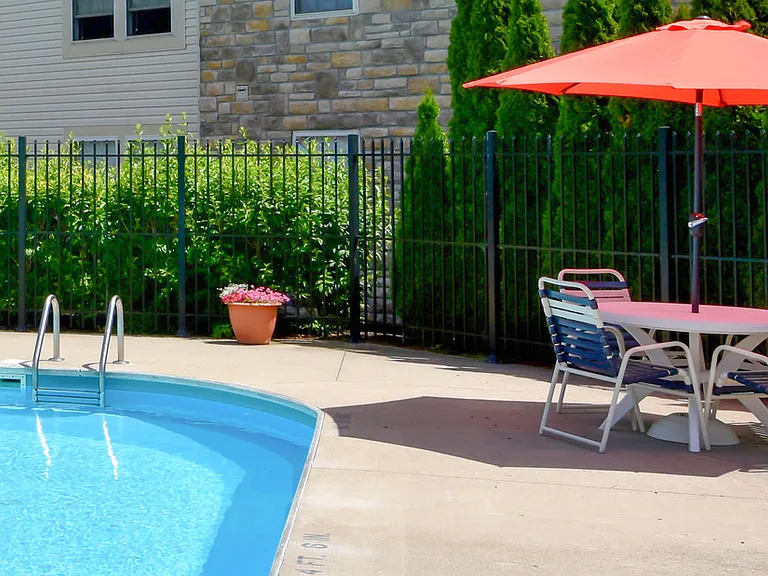 Highpoint Apartments — Photo 10